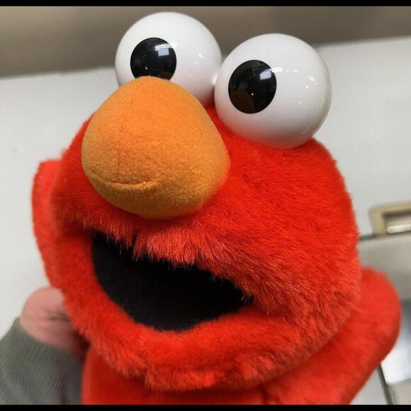 Vintage Tickle Me Elmo Original Plush 1995 Tyco NOT WORKING for REPAIR or Parts - Picture 10 of 10